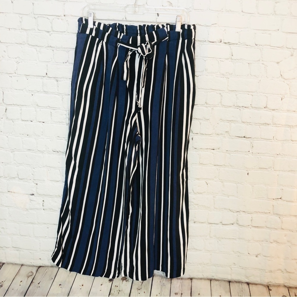 Blue, Black, and White Stripe Wide Leg Large